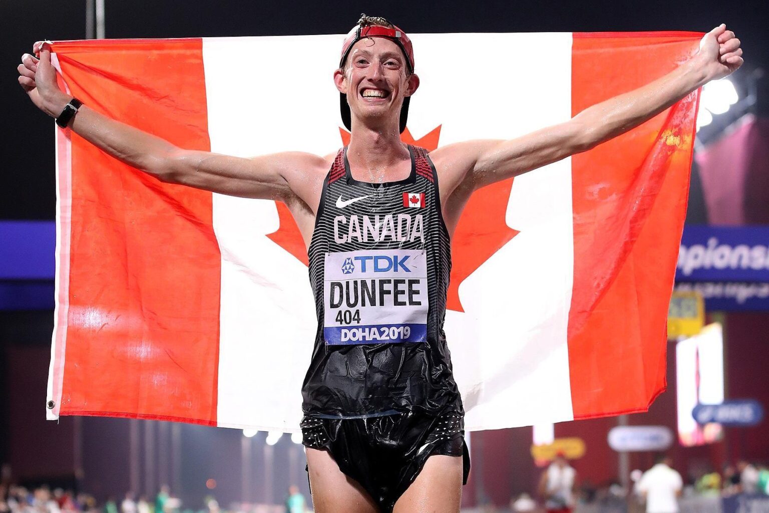 Evan Dunfee Triumphs with Emotional Victory to Win Race-Walking Gold for Canada – athletism.info