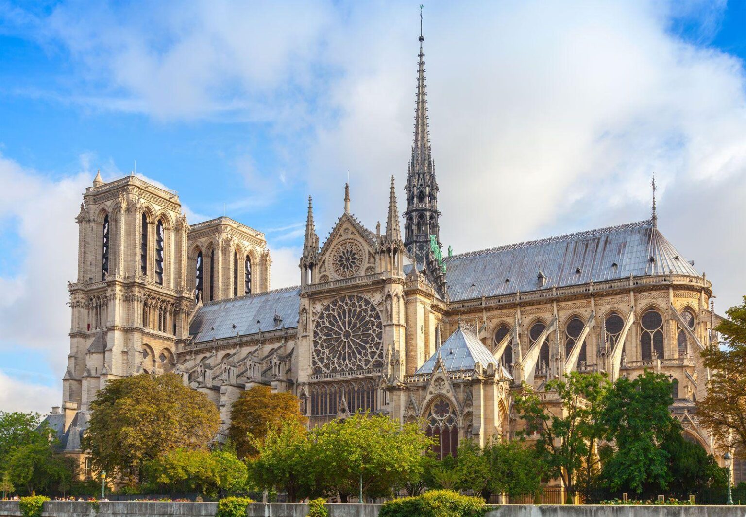 Notre Dame: A Timeless Beacon Illuminating France’s Past and Future – news-france.info
