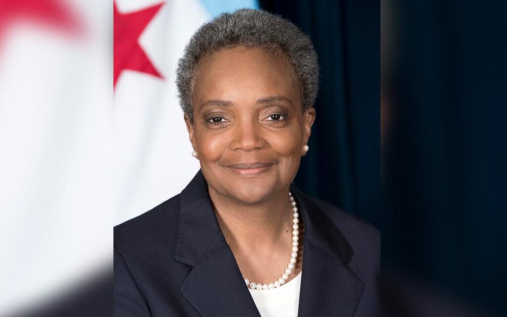 Chicago’s Mayor Condemns Trump’s Threat to Deploy National Guard as ‘Illegal and Costly – chicago365.info