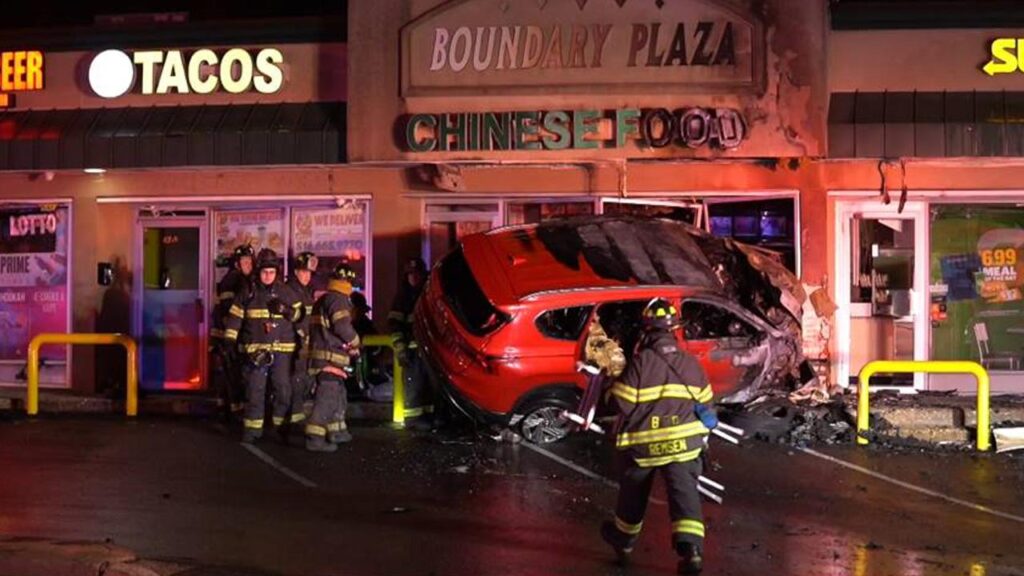 SUV Crashes Into Restaurant During Food Influencers’ Review—Watch the Shocking Video! – houston365.info
