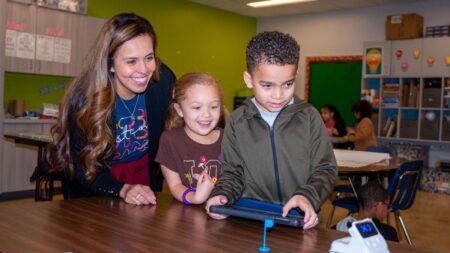 Toyota Invests $6.5 Million to Boost STEM Education in San Antonio Schools – sanantonio365.info