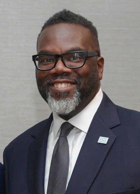 Mayor Brandon Johnson Scores a Major Win in the Battle Against Gun Violence – chicago365.info