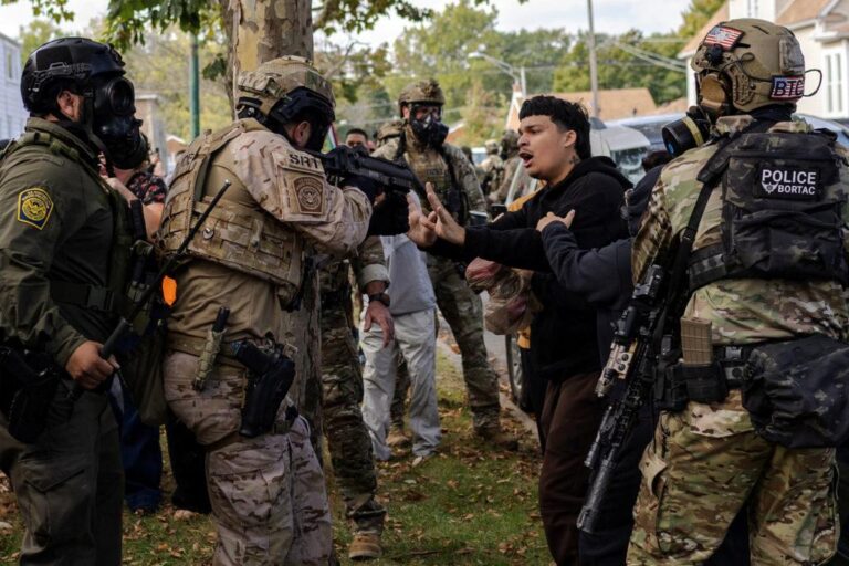 Judge orders federal immigration officers in Chicago area to wear body cameras – The Guardian – chicago365.info