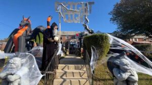 Philadelphia Neighborhood Takes Halloween Spookiness to the Next Level with Massive Display – philadelphia365.info