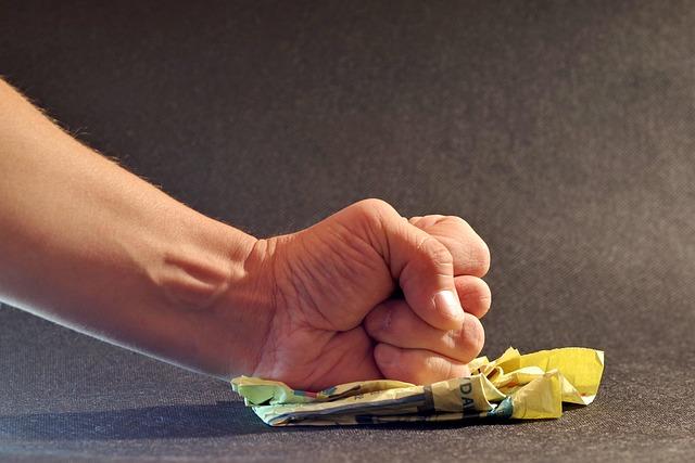 Despite Trump’s Peace Deal, Renewed Conflict Forces 200,000 to Flee Eastern Congo – afric.news