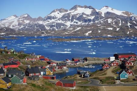 Trump Threatens New Tariffs on Countries Opposing Greenland Takeover as US Lawmakers Visit Denmark to Ease Tensions – washington365.info