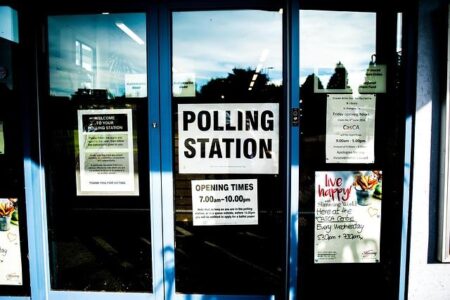 Trump Won’t Rule Out Deploying Troops or ICE at Polling Stations: ‘I’d Do Anything Necessary’ – news-usa.info